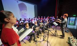 Konak Ata'sını duygu dolu oratoryo ile andı