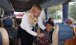 Merkezefendili kadınlar Pamukkale ve Kalkık Mağarası'nda