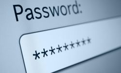 Herkes aynı parolayı kullanıyor!