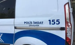 İzmir'de polis aracına saldırı