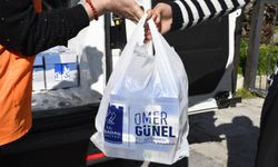 Kuşadası'nda çocuklar için periyodik süt dağıtımı devam ediyor