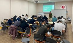 Efeler Belediyesi'nden YKS öğrencilerine moral ve rehberlik