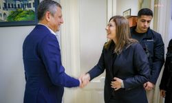 Özgür Özel KKTC'de