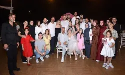 Kaçarak evlendiler, düğünü 15 yıl sonra yaptılar