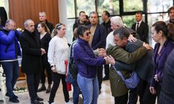 Özgür Özel, Durbay ailesiyle birlikte taziyeleri kabul etti