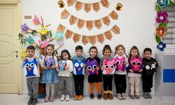 Bornova'da minik eller toprağa dokunuş