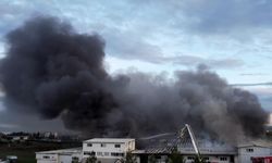 İstanbul Tuzla’da Korkutan Fabrika Yangını