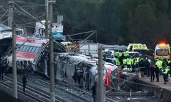 İspanya'daki tren kazasında ölenlerin sayısı 40'a yükseldi