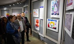 Nazım Hikmet Bornova'da barış, özgürlük ve umutla anıldı