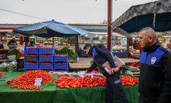 Buca Belediyesi'nden pazar yerlerinde "kayıt dışı" operasyonu