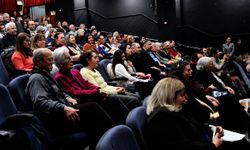 Bornova'dan aydınlanma yemini:  "Uğur Mumcu'nun kalemi yerde değil"