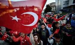 Okullarda 2. dönem 'Bayrak Sevgisi' temasıyla başlayacak