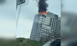 İstanbul Esenyurt’ta rezidans çatısında yangın çıktı