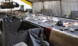 Çöp ayrıştırma bandında yeni doğmuş bebek cesedi bulundu