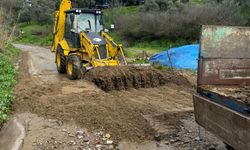 Efeler Belediyesi’nden yağış sonrası yollara hızlı müdahale