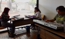 Sanat yolculuğunda gençler yalnız değil