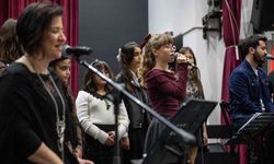 Efsane notalar Bornova'da yankılandı