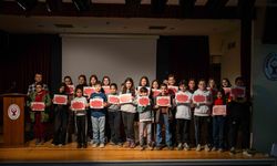 Bilimle büyüyen Bornova'da 179 genç sertifikalarını aldı