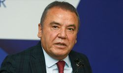 Muhittin Böcek hastaneye kaldırıldı!