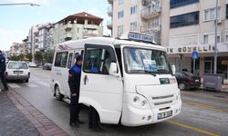 Denizli Büyükşehir Zabıtası minibüsleri denetledi!