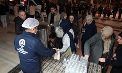 Büyükşehir’den cami çıkışlarında geleneksel ikram