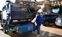 Kuşadası'nda Ege Mahallesi'nden ilk geri dönüştürülebilir atıklar toplandı