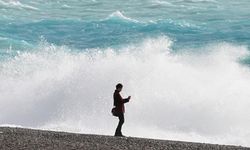 Denizlerde fırtına uyarısı