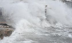 Meteorolojiden kuvvetli rüzgar ve fırtına uyarısı