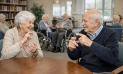 İşitme engellilerden huzurevlerine eleştiri!