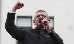 CHP’nin Burdur mitinginde çifte gündem