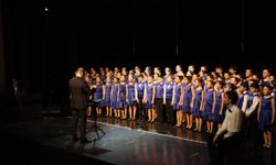 Nilüfer'de üç koro aynı sahnede buluştu