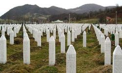 Srebrenitsa soykırımı hükümlüsü, trafik kazasında öldü