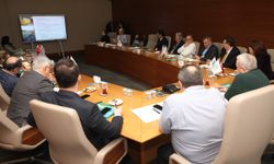 Başkan Şadi Özdemir yüksek teknolojiyi işaret etti