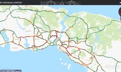 İstanbul’da Mesai Çıkışı Trafik Kilitlendi