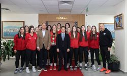 Marmaris'in sultanları zirveyi bırakmıyor