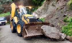 Efeler Belediyesi'nden yağış sonrası yollara hızlı müdahale