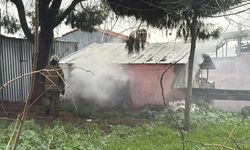 İzmir Konak’ta evde silahlar konuştu!