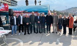 CHP Bozdoğan İlçe Örgütü, Kuşadası'nda kurulan "adalet ve dayanışma çadırı"nı ziyaret etti.