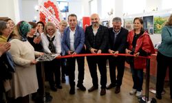 Başkan Anıl Yetişkin Efeler’in sanat sergisini açtı