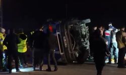 Minibüs ile otomobil çarpıştı: 2 ölü