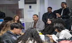 Bornova’da gençlerle iftar buluşması