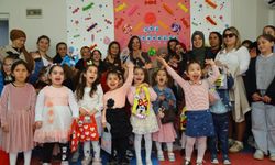 Başkan Kınay "Her Emeğiniz Karabağlar'a Değer Katıyor"