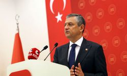 Özel'den ilk tepki: "Dimdik ayaktayız..!"