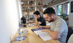 Güzelyalı'dan Toros'a: Bilginin ışığı Cumhuriyet Kütüphanelerinden yayılıyor