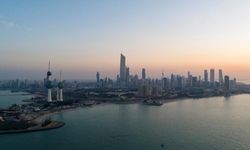 Kuveyt: Son 24 saatte ülkeye 17 balistik füze ile 13 İHA atıldı