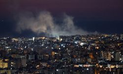 İsrail, Beyrut’un Dahiye bölgesini bombaladı