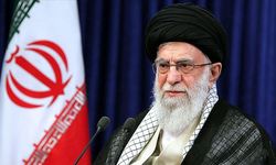 İran medyası Hamaney’in ölümünü duyurdu