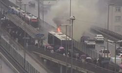 Şişli’de metrobüste yangın paniği