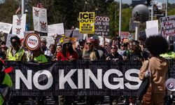 ABD’de “No Kings” protestoları yayılıyor