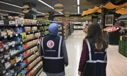 Ticaret Bakanlığı, İzmir’de yerel ve zincir marketlerdeki haksız fiyat listesini tek tek açıkladı